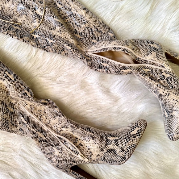 NWOB Justfab Jesyna Snakeskin Print Over-the-Knee Heeled Boots – Size 7 - Picture 5 of 15
